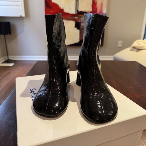 Proenza Schouler Glove Crinkled Patent-leather Ankle Boots In Black - Picture 3 of 5